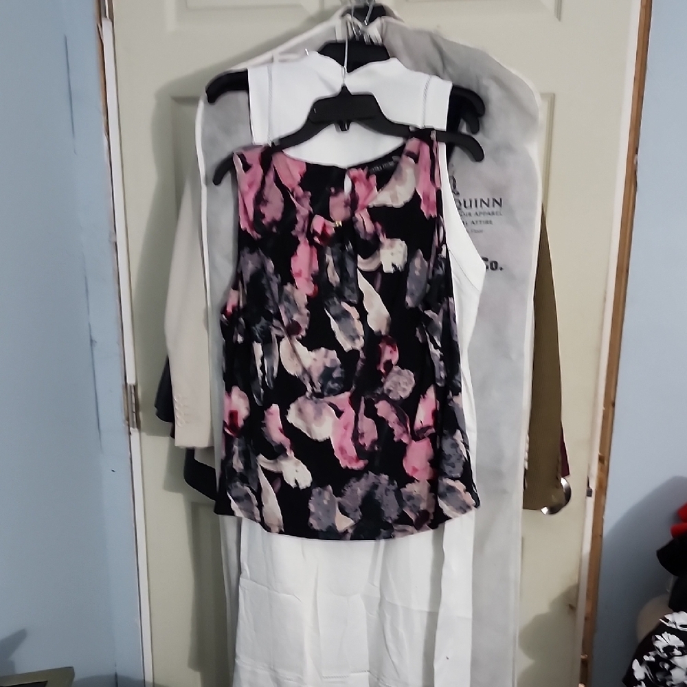 Floral Sleeveless Top